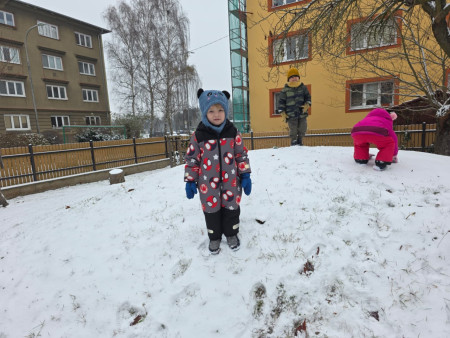 Užíváme si první sníh